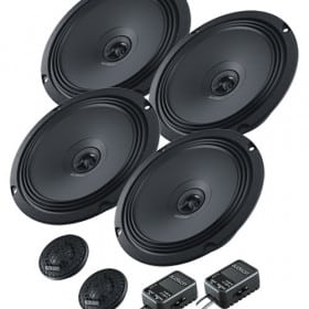 2. Hochwertige Autolautsprecher im Set für besten Klang im Fahrzeug.