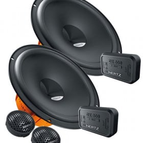 2. Hochwertige Auto Lautsprecher mit Verstärkern für besten Klang.