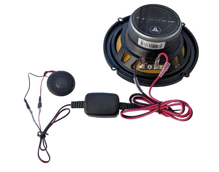 Hoher Lautsprechersatz für Auto-Subwoofer mit Verstärker und Kabelsätze passend für Car Hifi-Systeme.