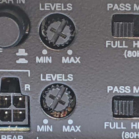 Endstufe im Auto einbauen Level Regler richtig einstellen