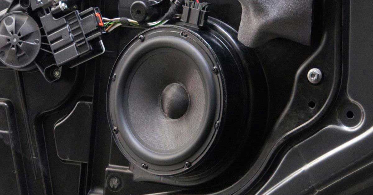 Wie finde ich die richtige Lautsprechergröße für mein Fahrzeugmodell