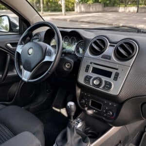 Alternative view of Alfa MiTo 955 9 Zoll Radioblende Schwarz 2008-2013