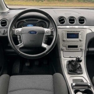Ford Galaxy MK3 WA6 Radio oval 5000CD 6000CD 6006CD mit originalem Cockpit