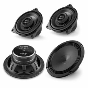 Produktseite für Mini Cabrio R57 mit Audison Frontlautsprecher-Set aus 100-mm-Koaxiallautsprechern und 165-mm-Tieftönern.